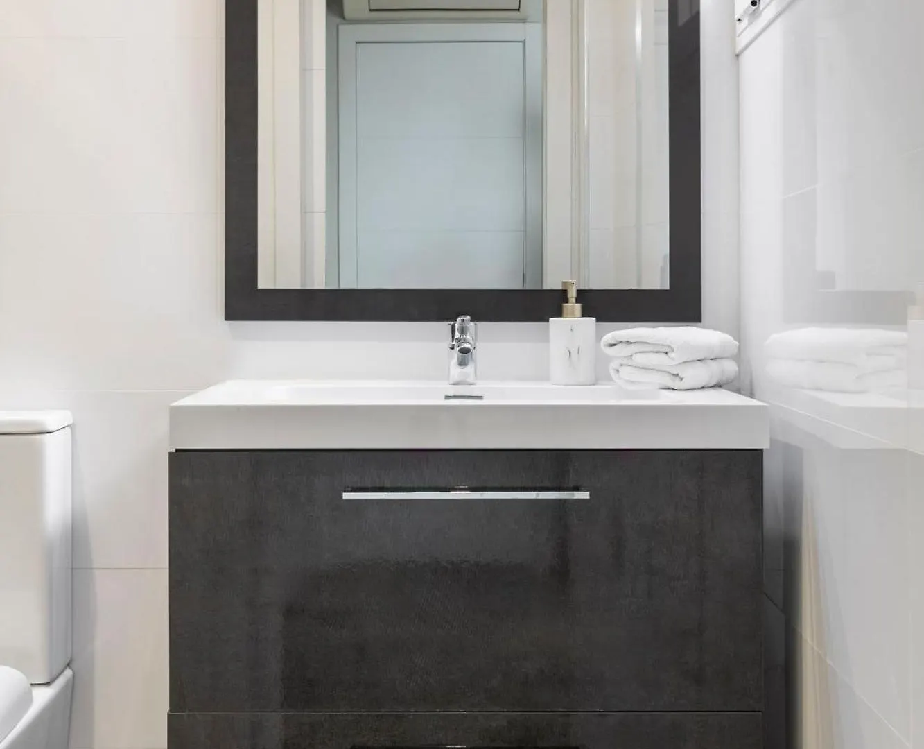 Alohamundi Cespedes Apartment Seville
